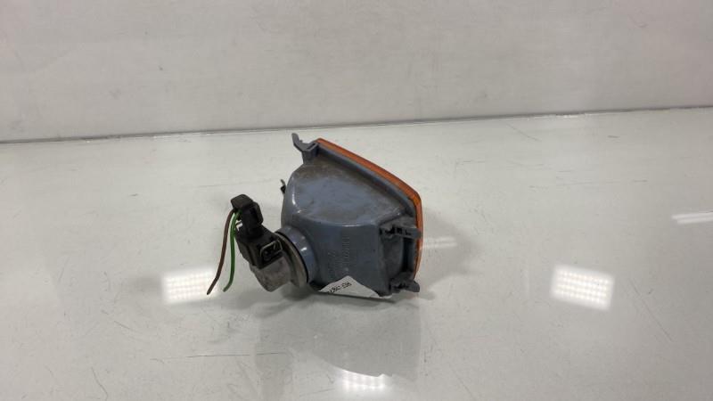 Gruppo ottico anteriore secondario destro (luci)(freccia) VOLKSWAGEN GOLF 3 CABRIOLET Gasolina - 1