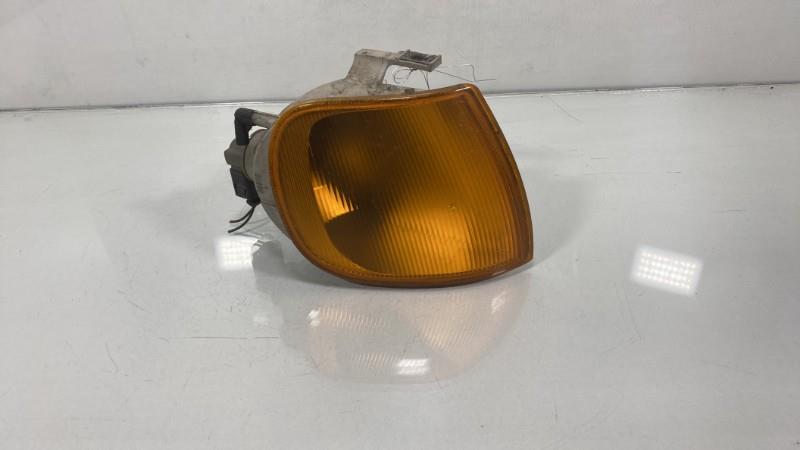 Gruppo ottico anteriore secondario destro (luci)(freccia) VOLKSWAGEN POLO 3 PHASE 1 Diésel - 1