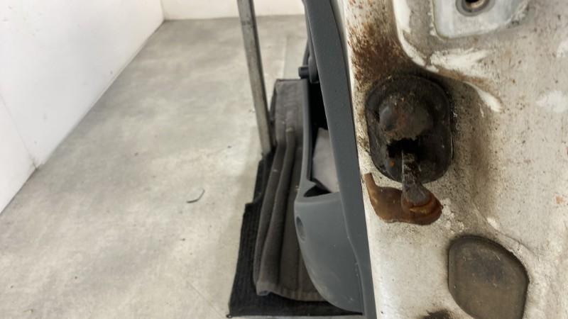 Portiera anteriore sinistra RENAULT KANGOO 1 PHASE 1 Diésel - 1