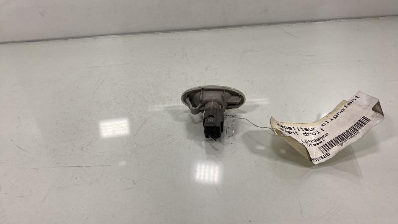 Ripetitore lampeggiante anteriore destro (Luci) MAZDA 2 1 Diésel - 1