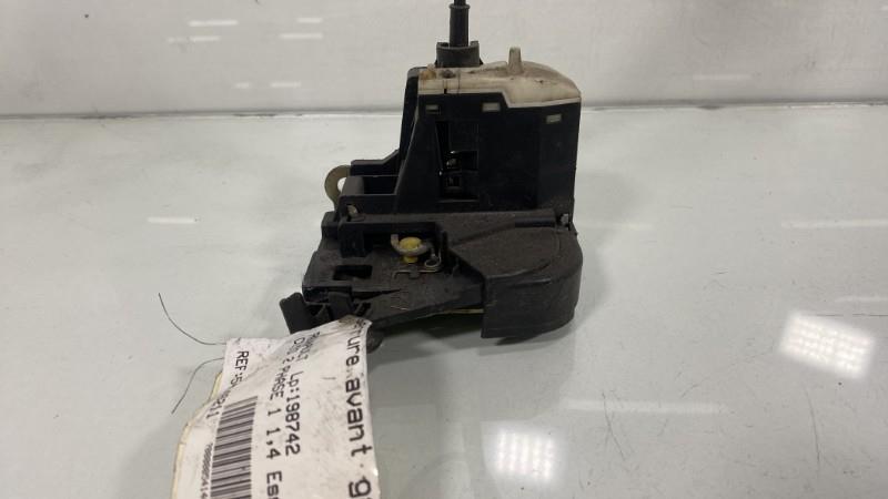 Serrure avant gauche RENAULT CLIO 2 PHASE 1 Essence - 1