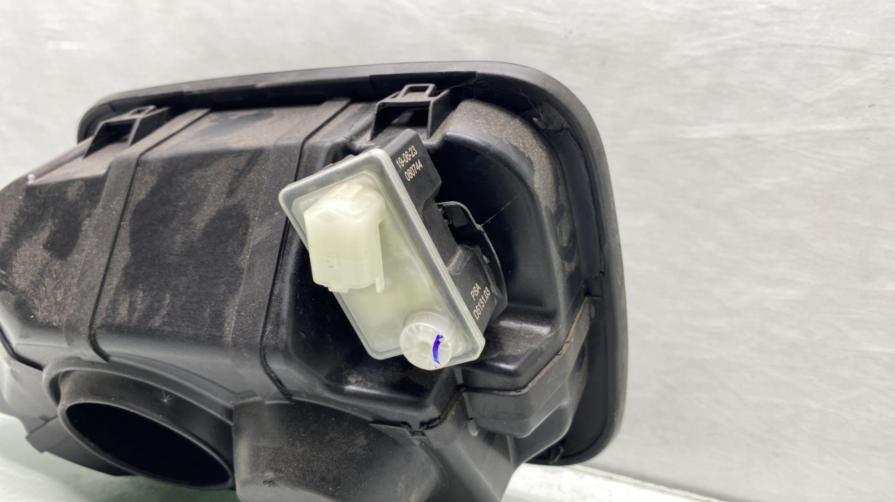 Sportello carburante CITROEN C5 AIRCROSS Gasolina - 1