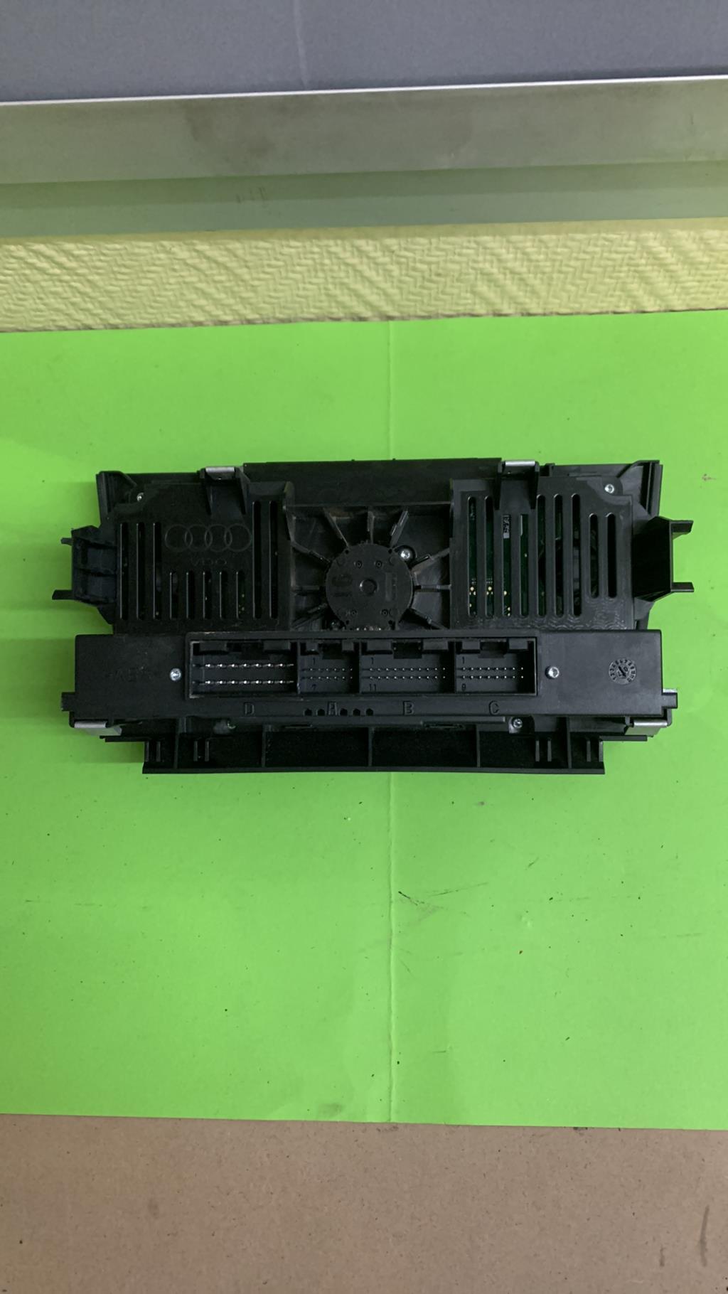 Commande chauffage AUDI A3 2 S3 PHASE 2 Essence - 1