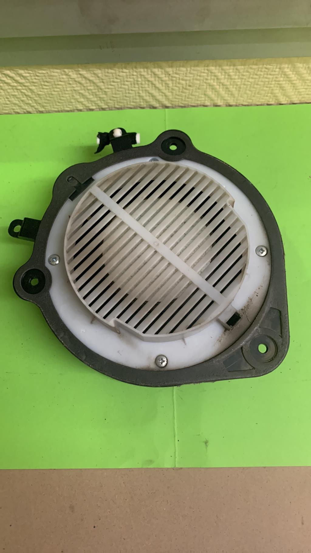 Haut parleur AUDI A3 2 S3 PHASE 2 Essence - 1