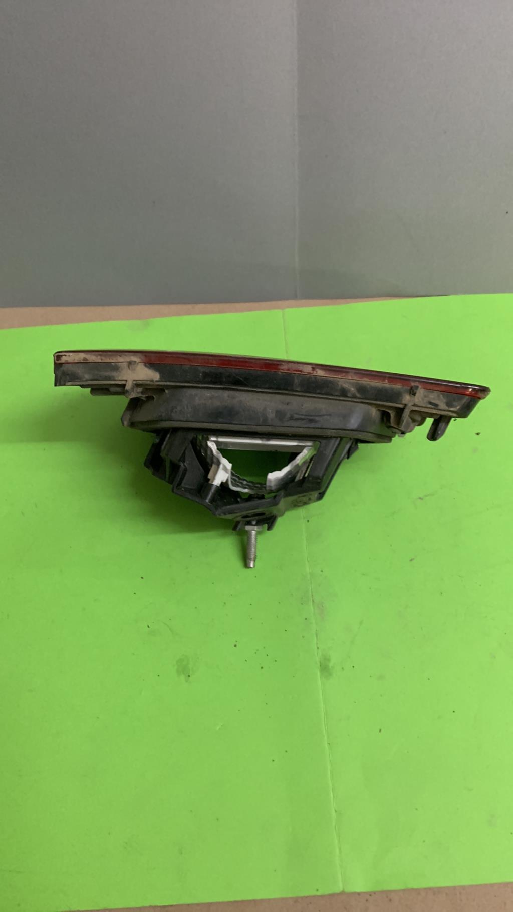 Feu arriere secondaire droit (feux) RENAULT CLIO 4 PHASE 1 Diesel - 1