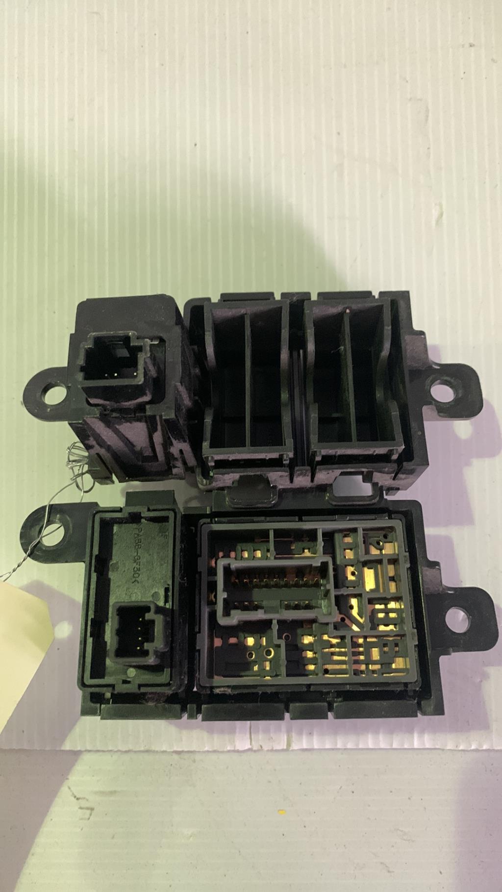 Bouton/Interrupteur NISSAN JUKE 1 PHASE 1 Diesel - 1