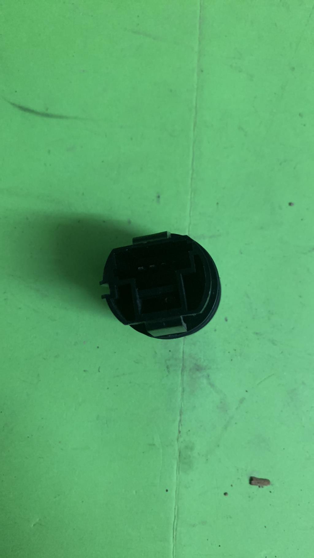 Bouton de demarrage RENAULT MEGANE 3 PHASE 1 BREAK Diesel - 1