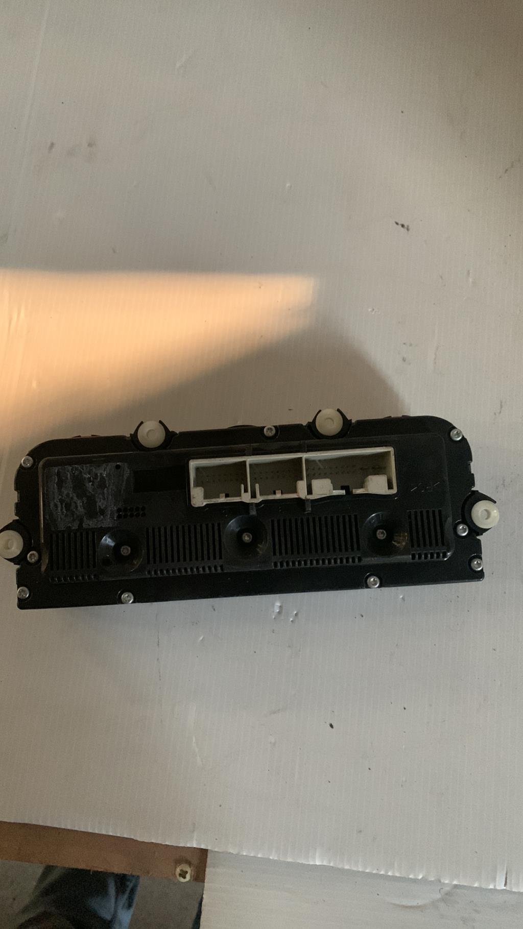 Commande chauffage VOLKSWAGEN GOLF 5 Diesel - 1