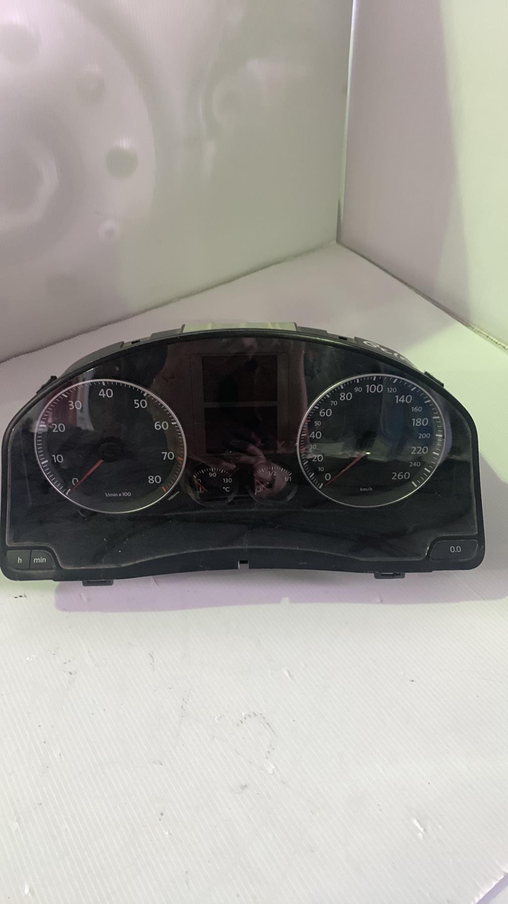 Compteur VOLKSWAGEN GOLF 5  - 1