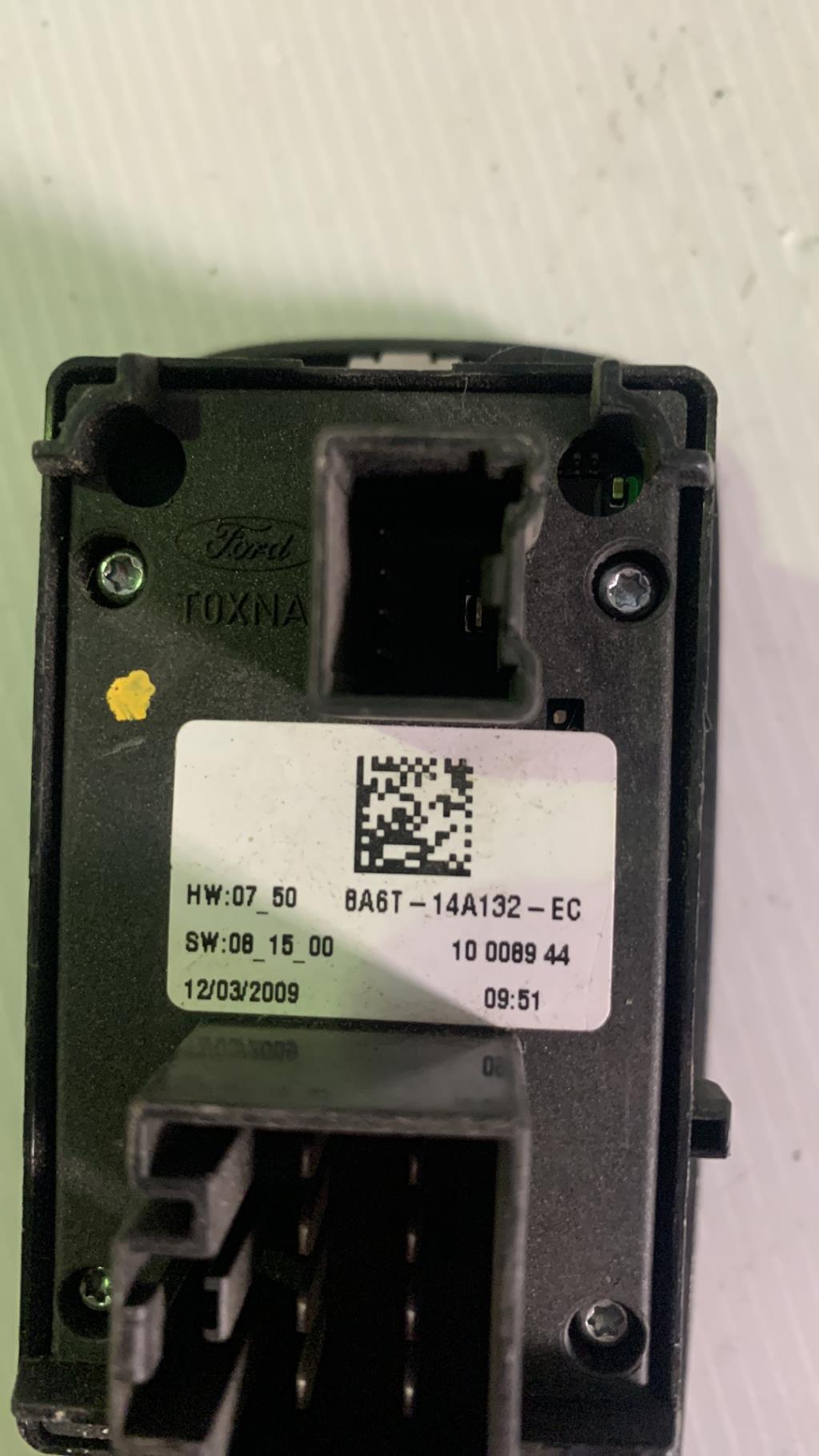 Interruptor de elevalunas FORD FIESTA 6  - 1