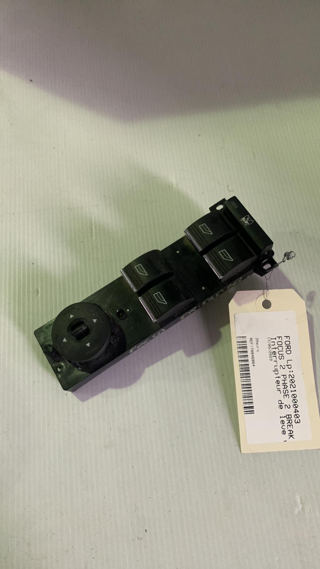 Interrupteur de leve vitre avant gauche FORD FOCUS 2 PHASE 2 BREAK Diesel - 1