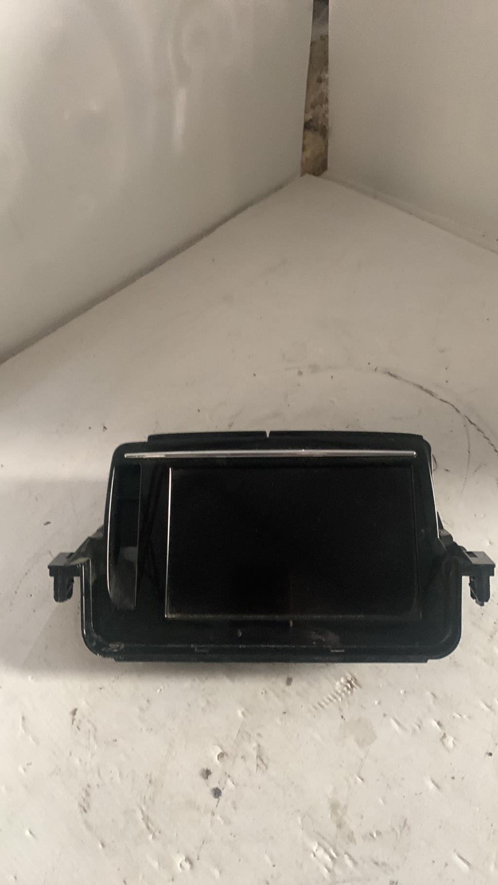 Ecran GPS RENAULT MEGANE 3 PHASE 3 Diesel - 1