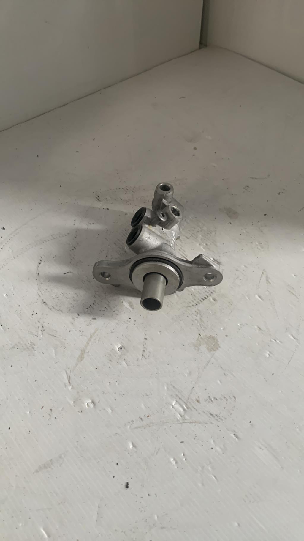 Emetteur RENAULT CLIO 4 PHASE 2 Diesel - 1