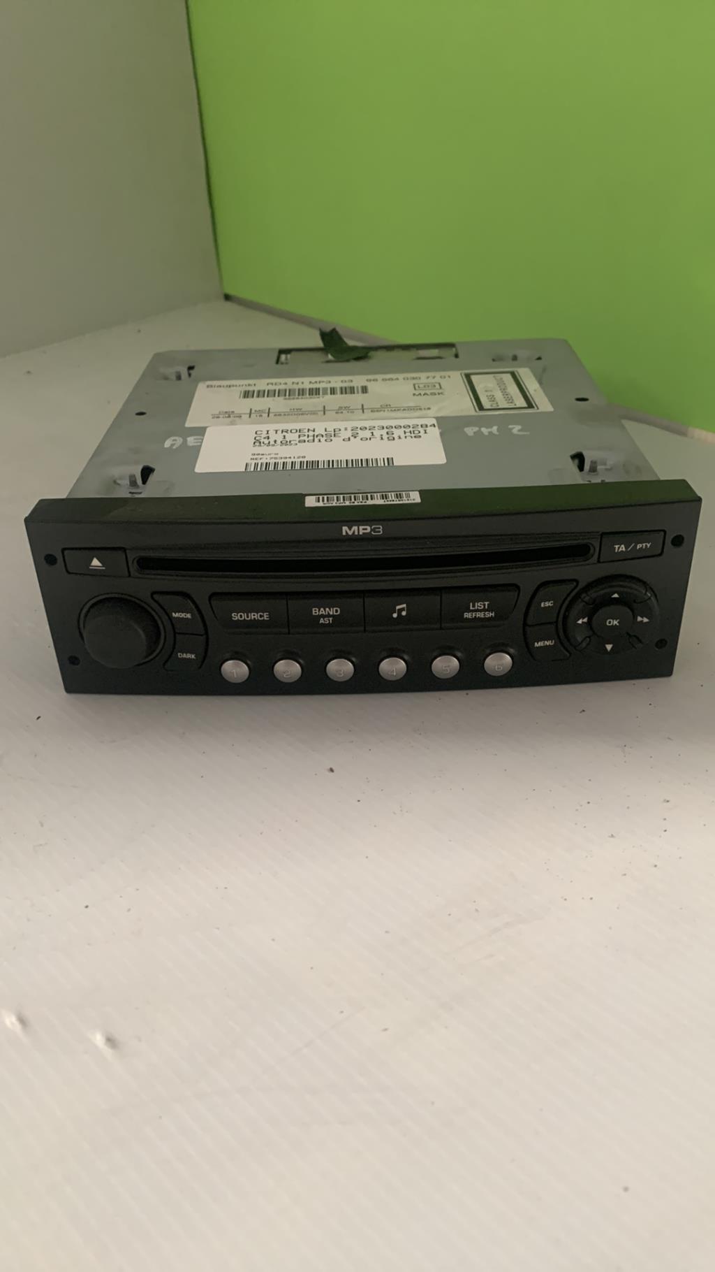 Autoradio d'origine CITROEN C4 1 PHASE 2 Diesel - 1