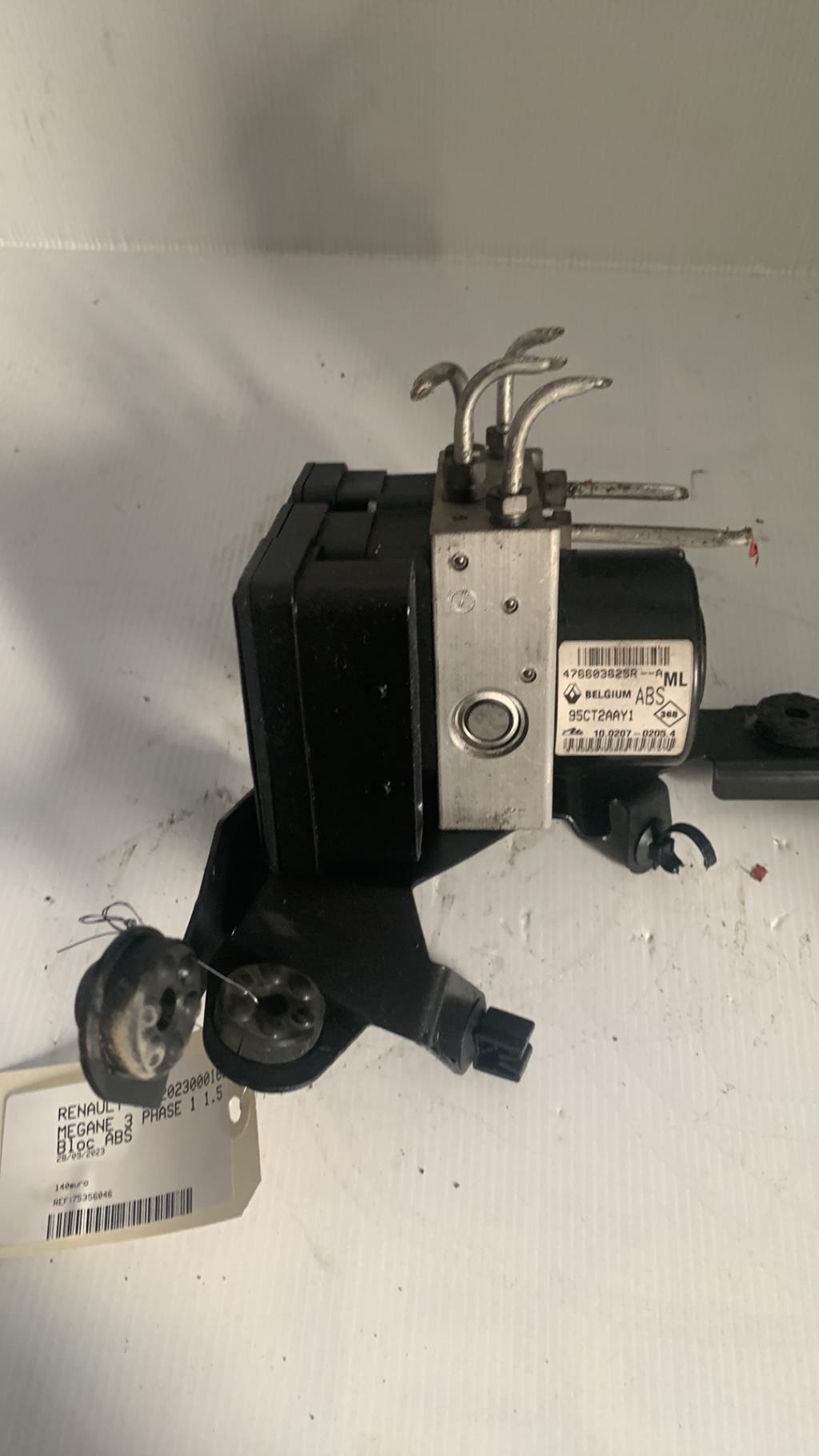 Bloc ABS (freins anti-blocage) RENAULT MEGANE 3 PHASE 1 Diesel - 1