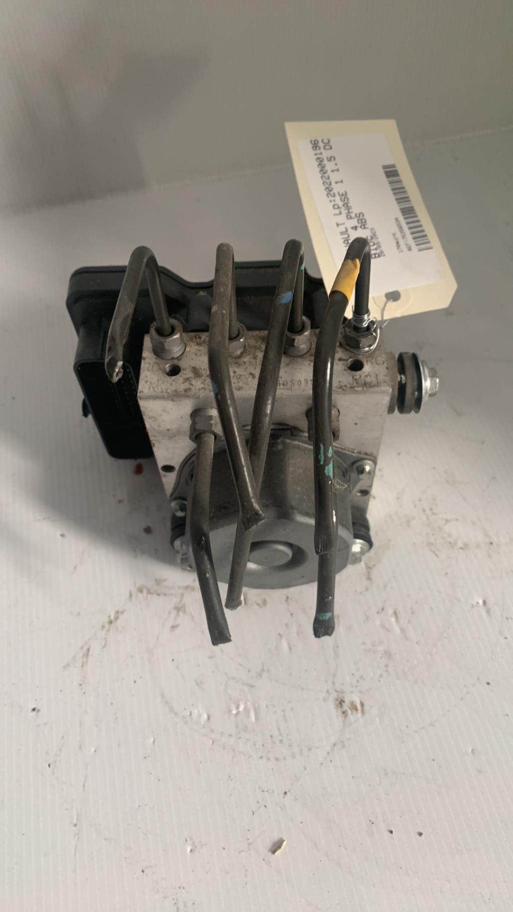Bloc ABS (freins anti-blocage) RENAULT CLIO 4 PHASE 1 Diesel - 1