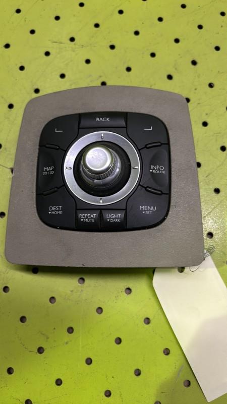 Commande autoradio RENAULT GRAND SCENIC 3 PHASE 1 Diesel - 1