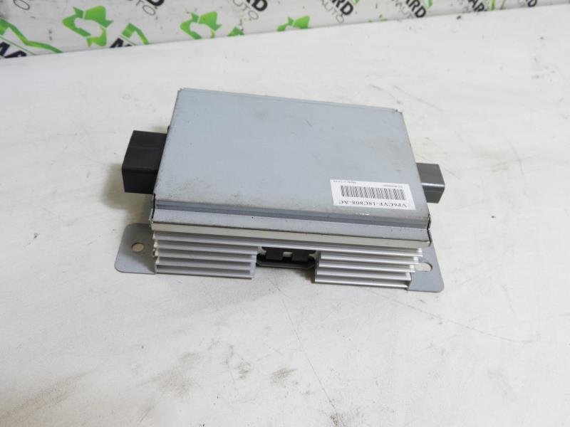 Image Amplificateur audio - DODGE CALIBER