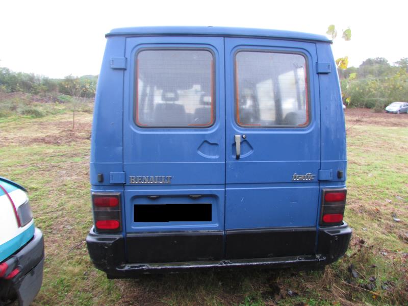 Image Capot - RENAULT TRAFIC 1
