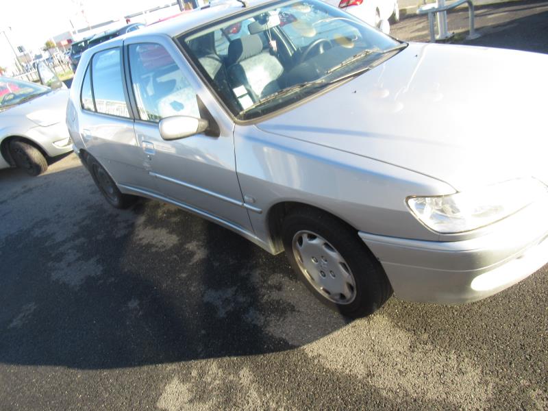 Image Optique avant principal droit (feux)(phare) - PEUGEOT 306