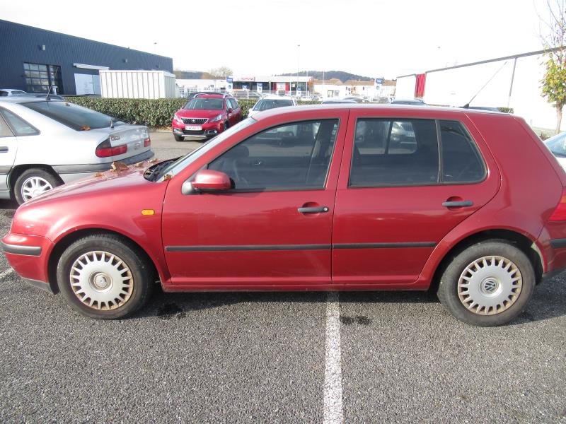 Image Renfort pare choc avant (traverse) - VOLKSWAGEN GOLF 4