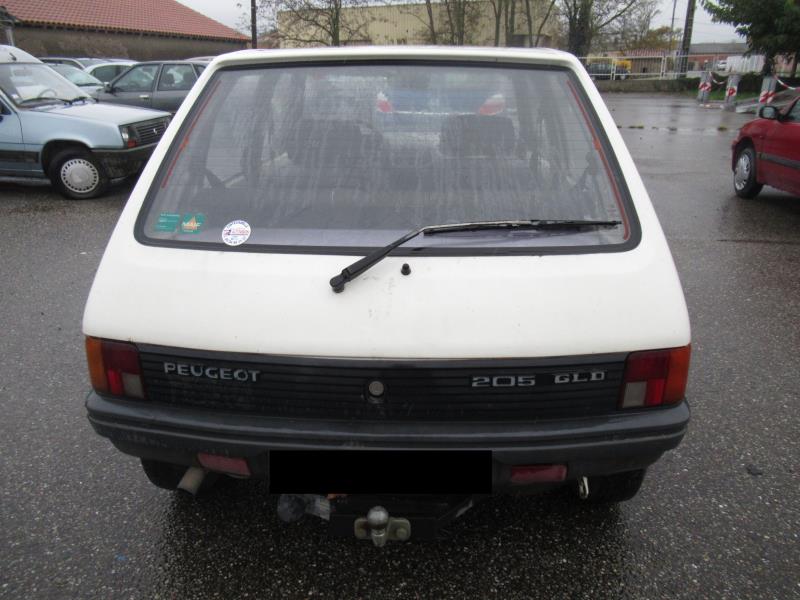 Image Feu arriere principal droit (feux) - PEUGEOT 205