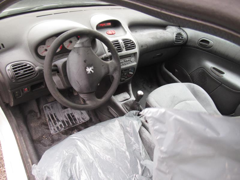 Image Feu arriere principal droit (feux) - PEUGEOT 206