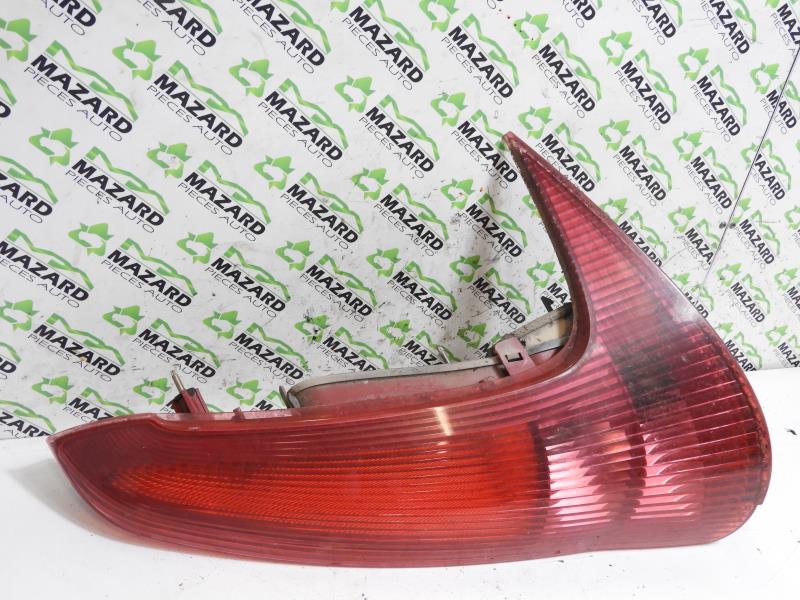 Fanale posteriore principale destro (luci) PEUGEOT 206 PHASE 1 BREAK Diésel - 1