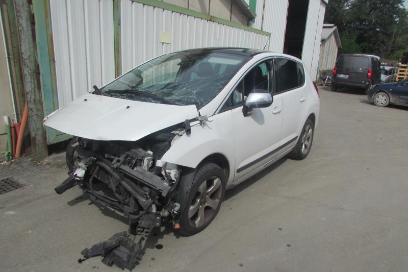 Image Trappe d'essence - PEUGEOT 3008 1