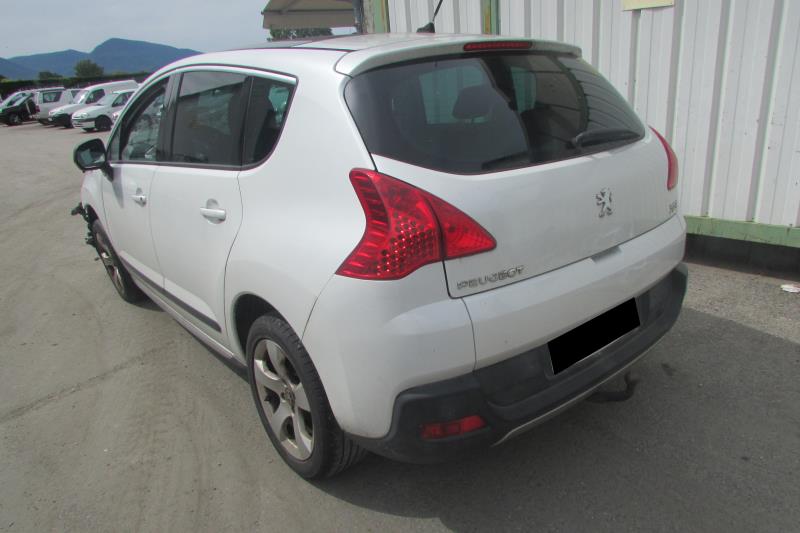 Image Trappe d'essence - PEUGEOT 3008 1
