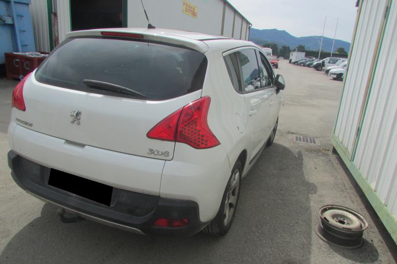 Image Trappe d'essence - PEUGEOT 3008 1