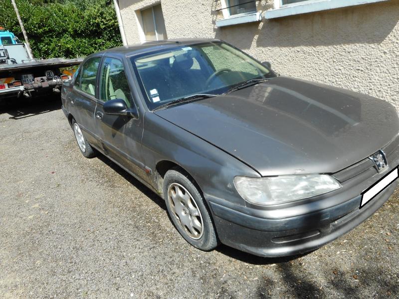 Image Vitre arriere droit - PEUGEOT 406