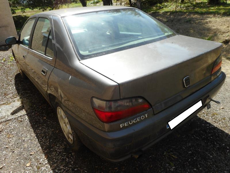 Image Vitre arriere droit - PEUGEOT 406