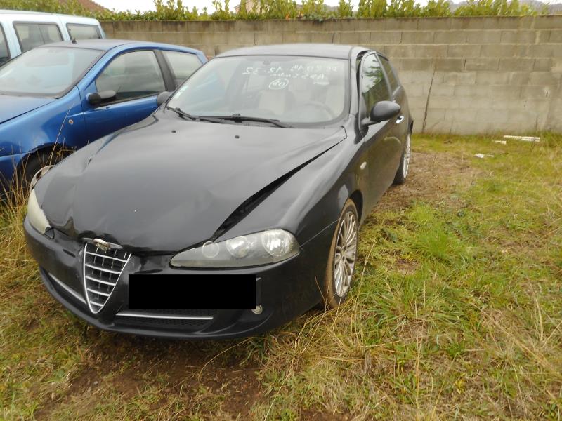 Image Feu arriere principal gauche (feux) - ALFA ROMEO 147
