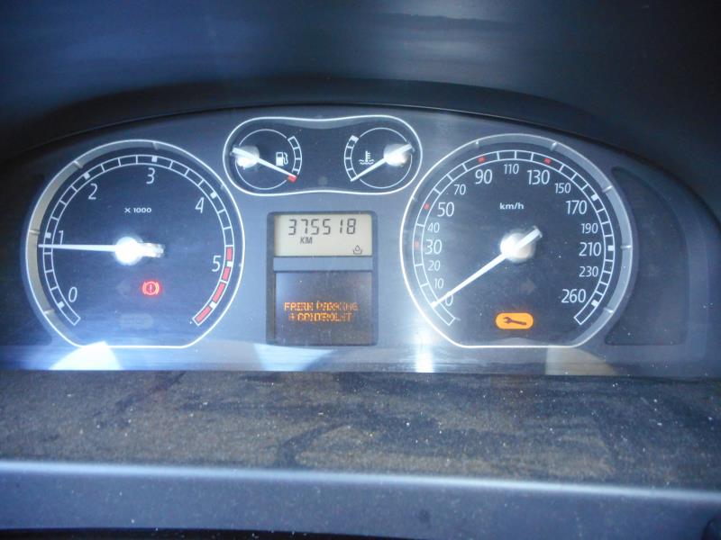 Image Feu arriere principal droit (feux) - RENAULT LAGUNA 2