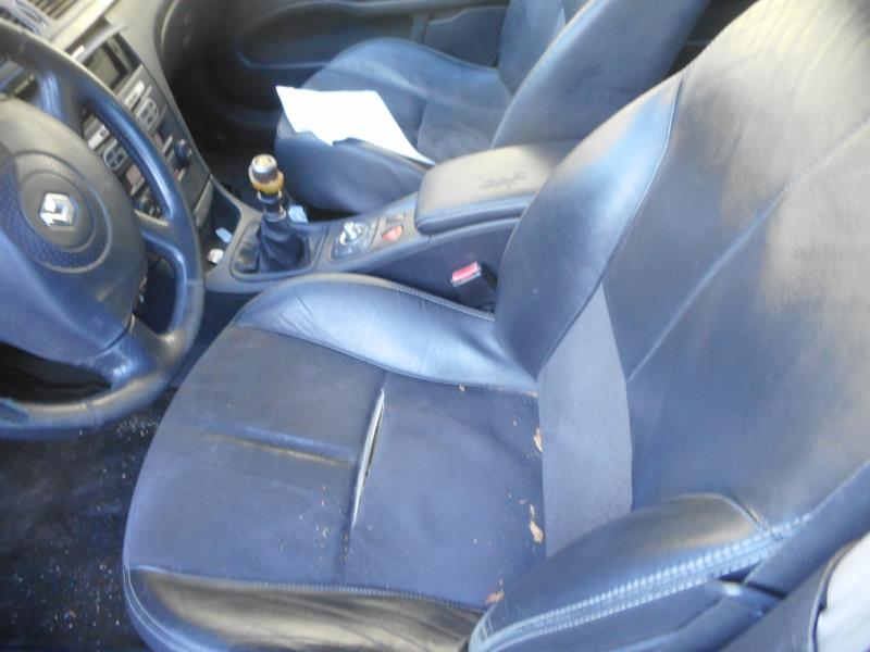 Image Feu arriere principal droit (feux) - RENAULT LAGUNA 2