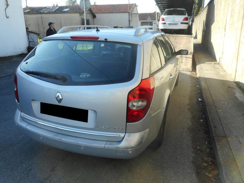 Image Feu arriere principal droit (feux) - RENAULT LAGUNA 2