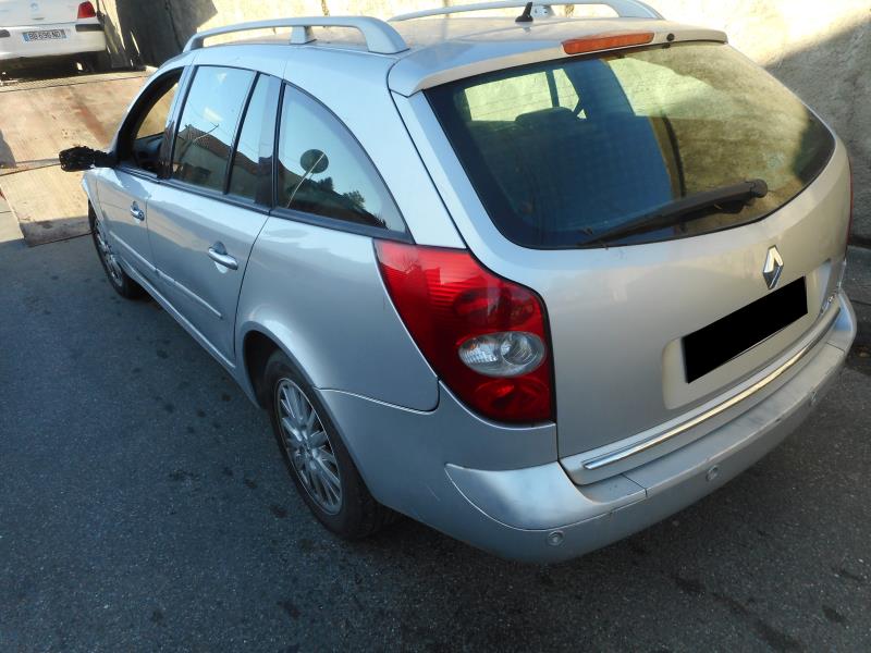 Image Feu arriere principal droit (feux) - RENAULT LAGUNA 2