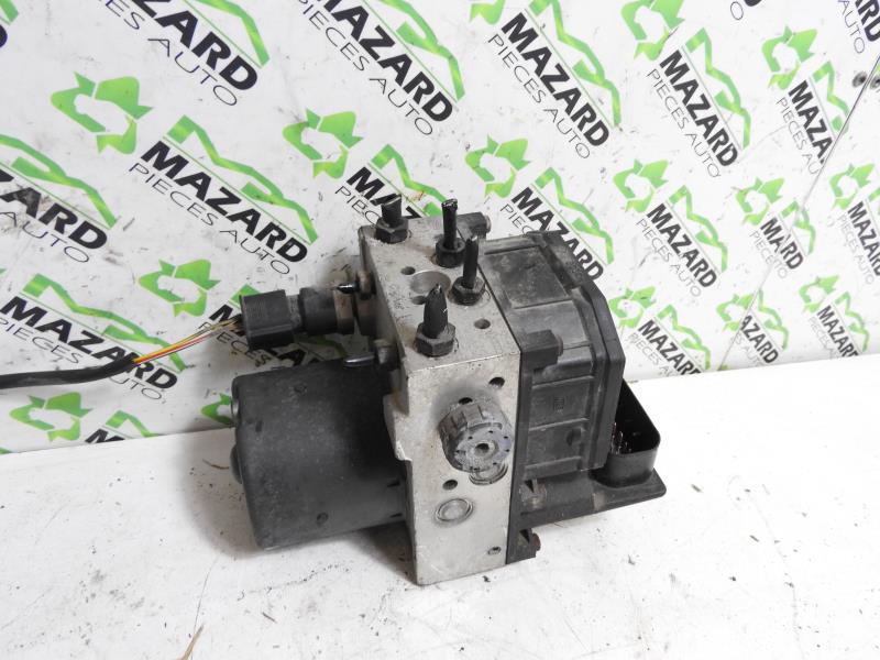 Bloc ABS (freins anti-blocage) AUDI A4 2 CABRIO PHASE 1 Diesel - 1