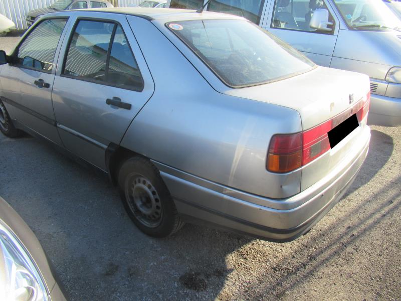 Image Custode arriere droit (porte) - SEAT TOLEDO 1