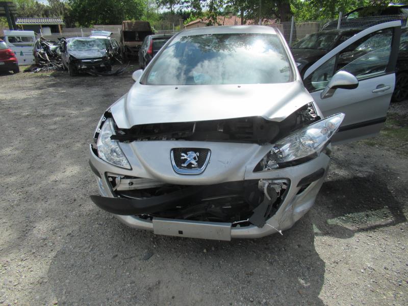Image Interieur complet - PEUGEOT 308 1