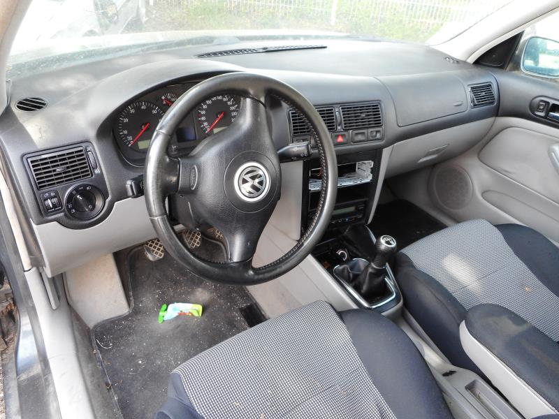 Image Etrier arriere gauche (freinage) - VOLKSWAGEN GOLF 4
