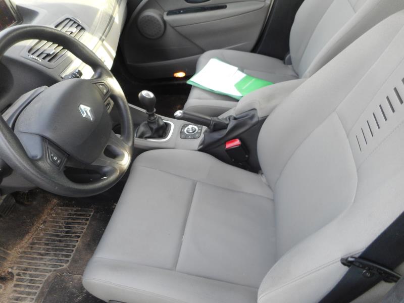 Image Eclairage de plafonnier - RENAULT MEGANE 3