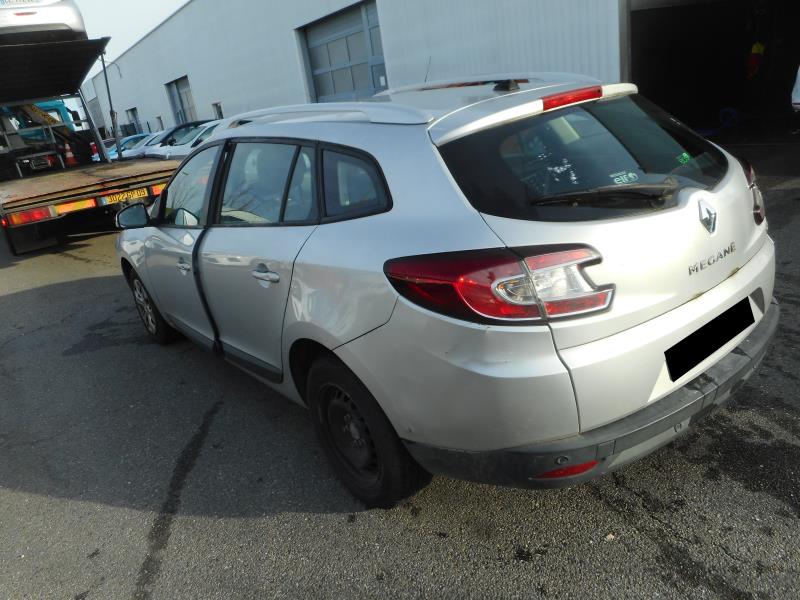 Image Eclairage de plafonnier - RENAULT MEGANE 3