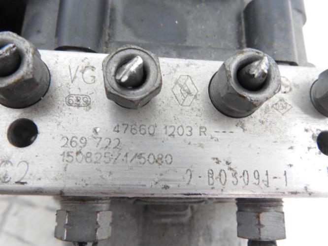 Image Bloc ABS (freins anti-blocage) - RENAULT CLIO 4