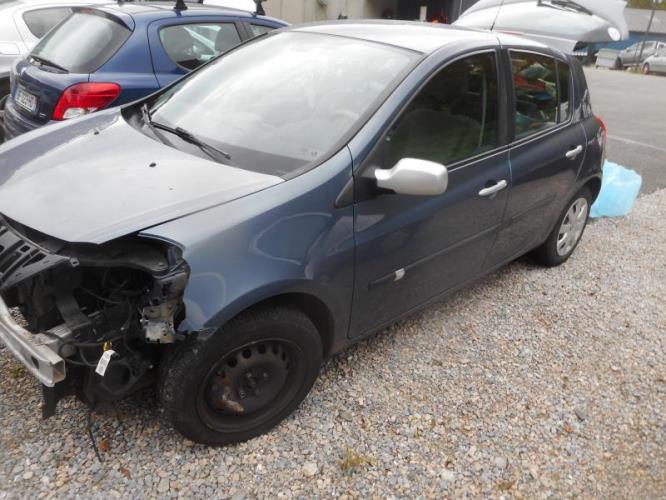 Image Feu arriere principal droit (feux) - RENAULT CLIO 3