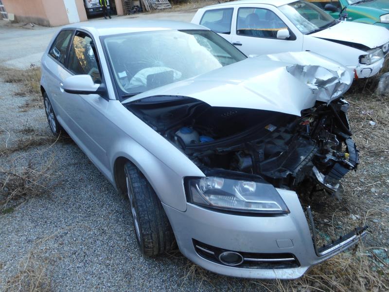 Image Verin de capot - AUDI A3 2