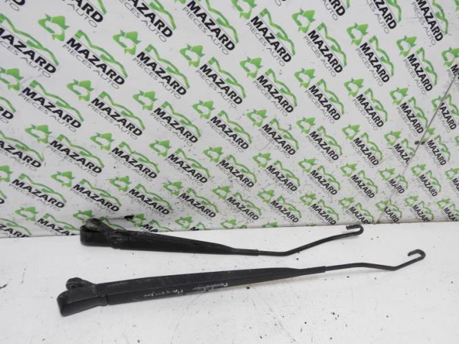 Image Bras essuie glace avant - CITROEN C2