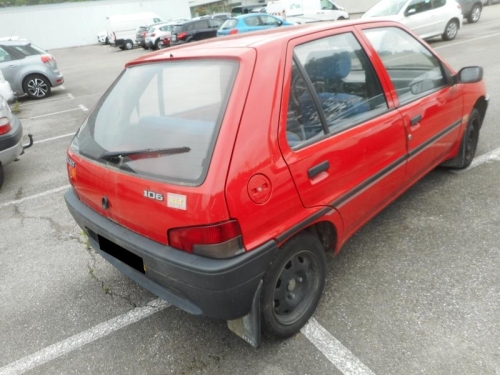 Image Ceinture avant droit - PEUGEOT 106