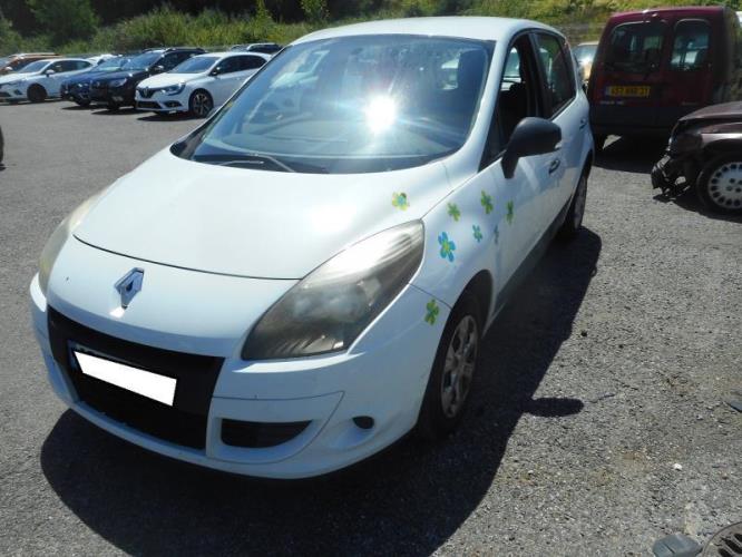 Image Volant - RENAULT SCENIC 3